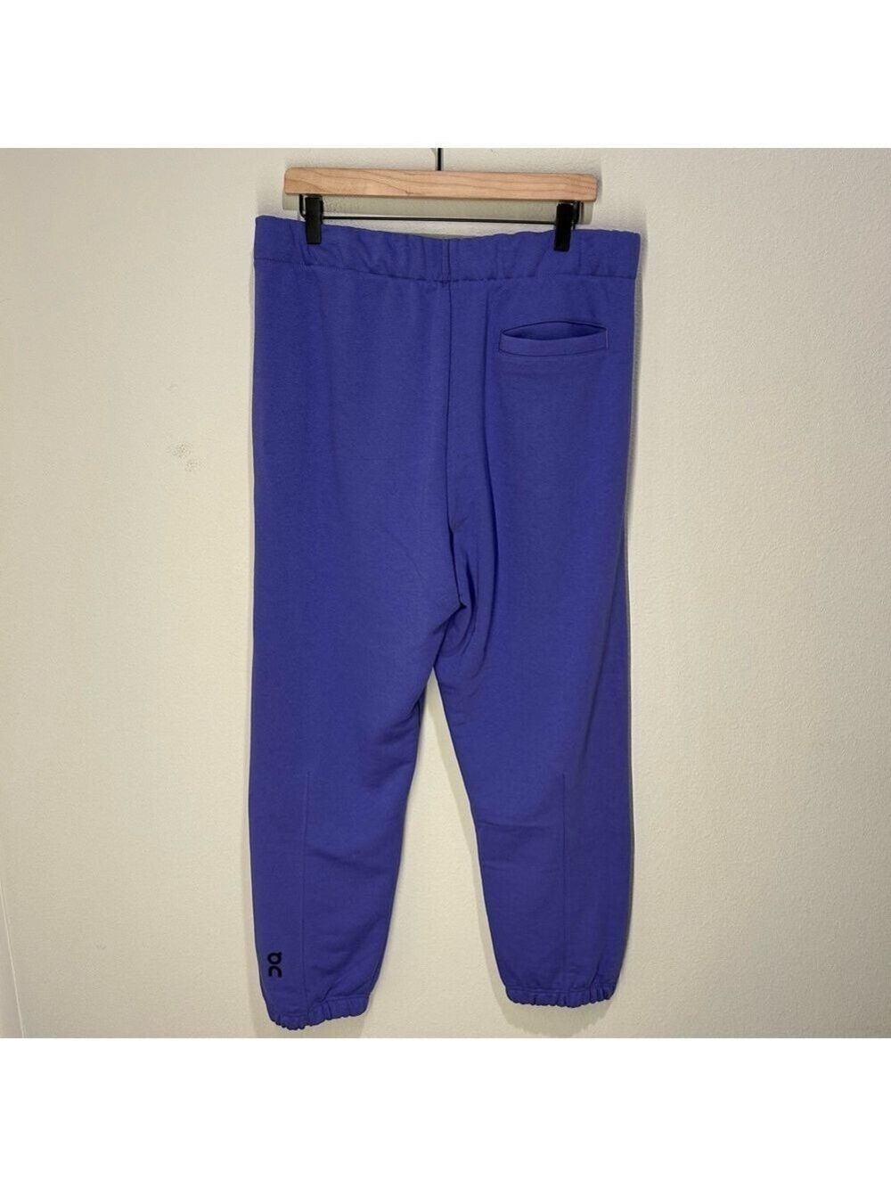 NWT On Cloud Club Sweatpants Purple/Iris Men’s Large Loose Fit - Picture 4 of 6
